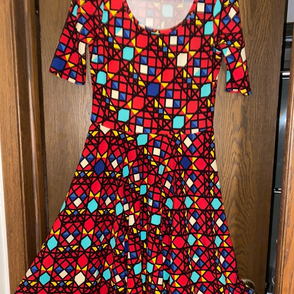LuLaRoe Nicole dress size large